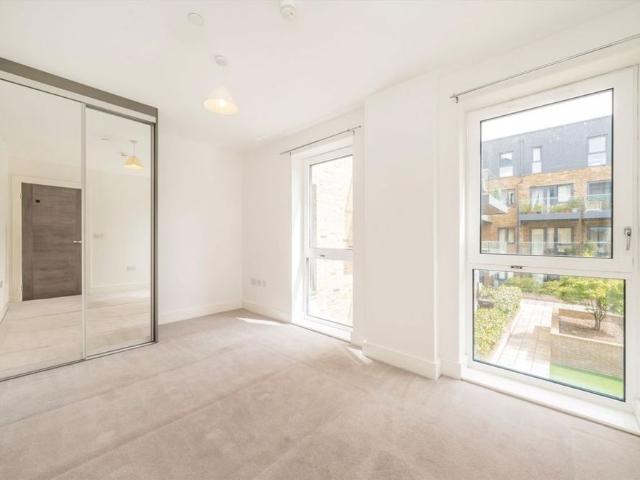 Apartment for rent in London Borough of Hounslow, Spring Grove