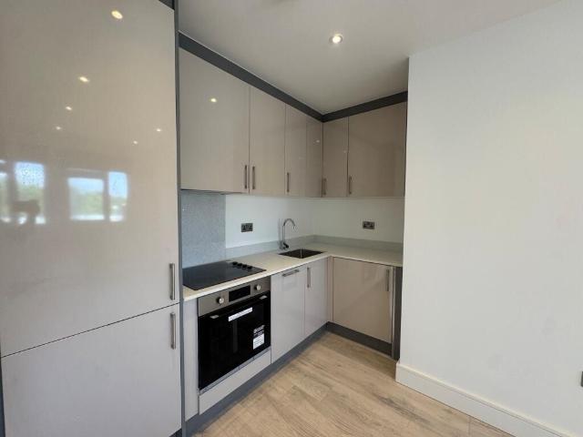 Studio for rent in Swanley, The Butts