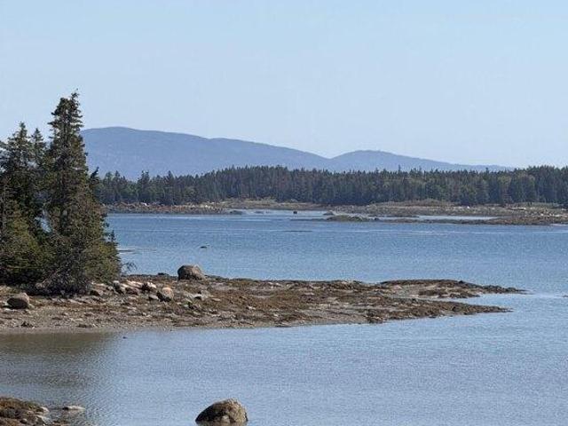 Land for sale in Swans Island, Maine