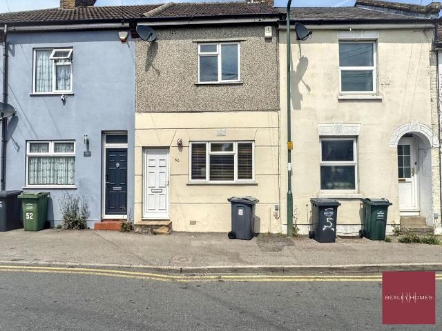 House for rent in Swanscombe and Greenhithe, Monks Orchard