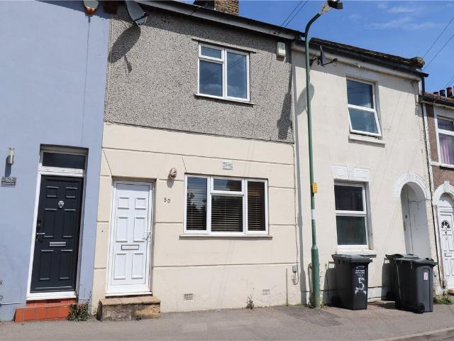 House for rent in Swanscombe and Greenhithe, Monks Orchard