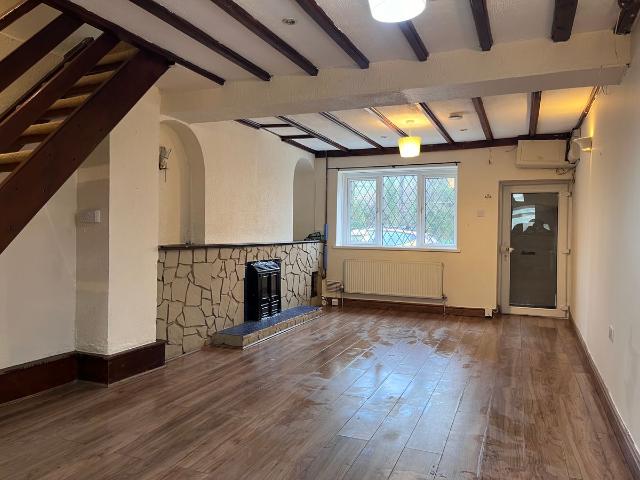 House for rent in Nangreaves, Wales