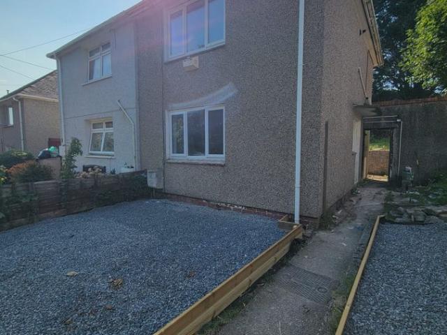 House for rent in Clydach, Wales