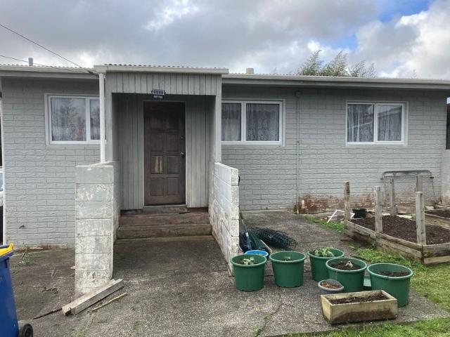 House for rent in Oratia, Oroua County