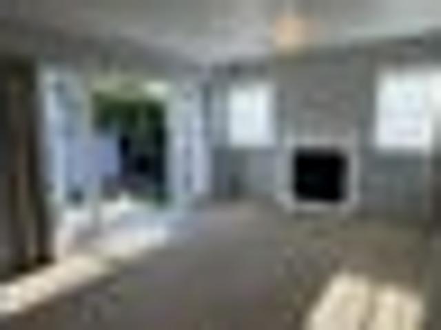 House for rent in Oratia, Oroua County