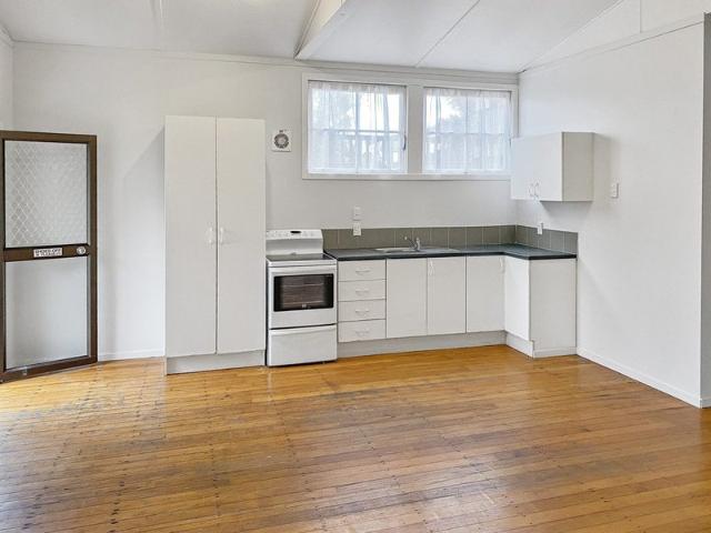 House for rent in Oratia