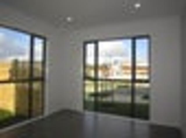 House for rent in Oratia