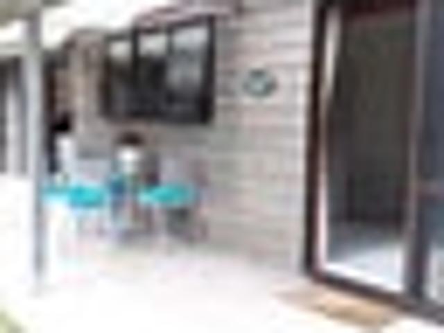 House for rent in Oratia