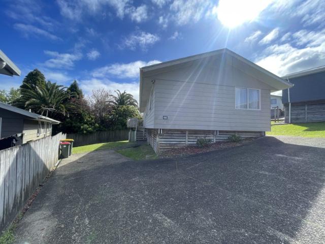 House for rent in Rānui, Henderson-Massey