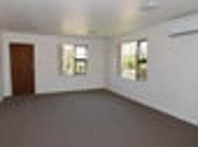 House for rent in Oratia, Oroua County