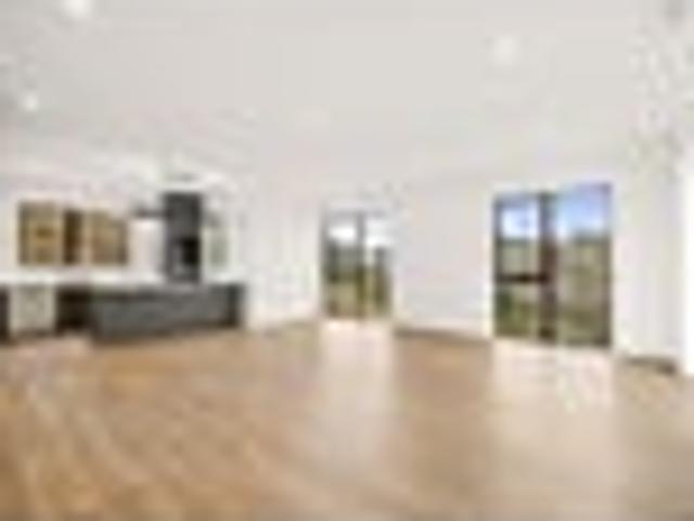 House for rent in Oratia, Oroua County