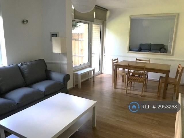 House for rent in Southfields, Greater London
