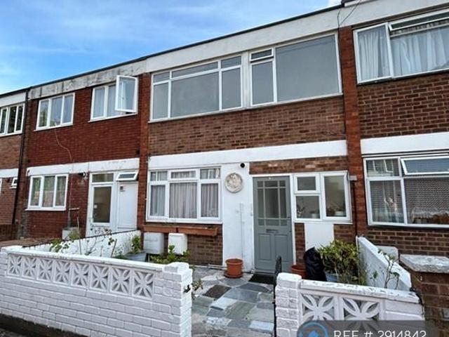 Apartment for rent in Roehampton, Greater London