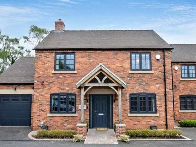 House for sale in East Midlands