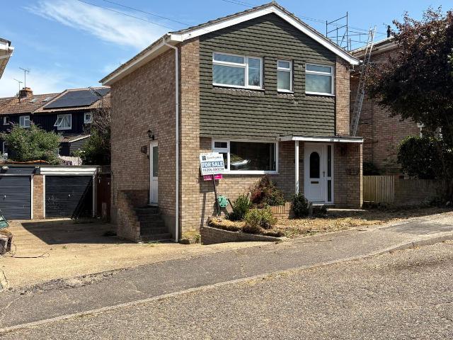House for rent in Upper Dovercourt, Dale Hill
