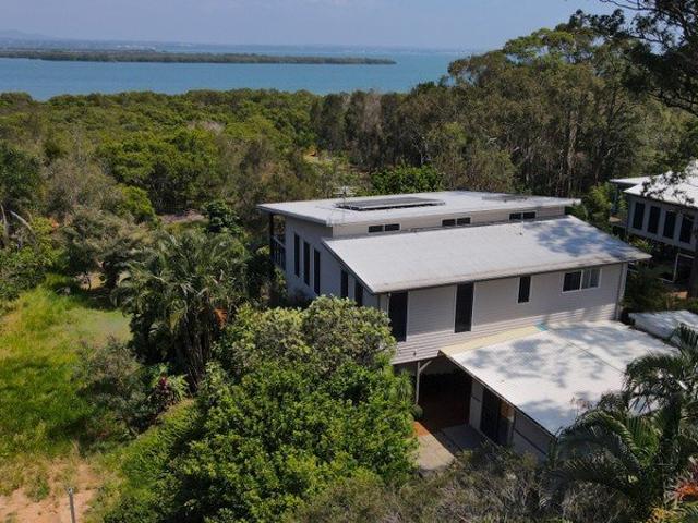House for sale in Macleay Island, Greater Brisbane