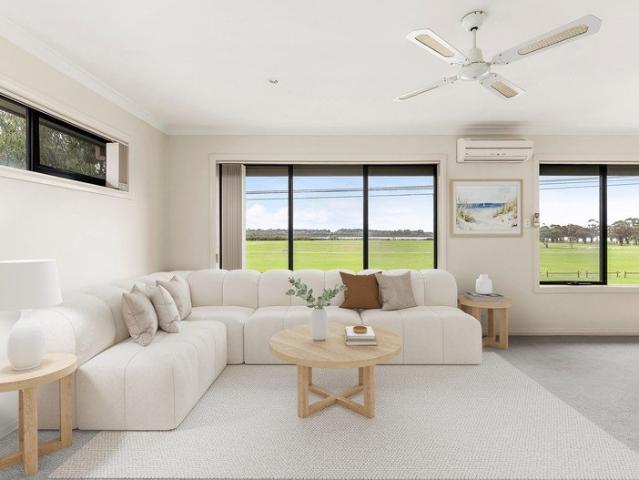 Townhouse for sale in Camerons Creek, Victoria