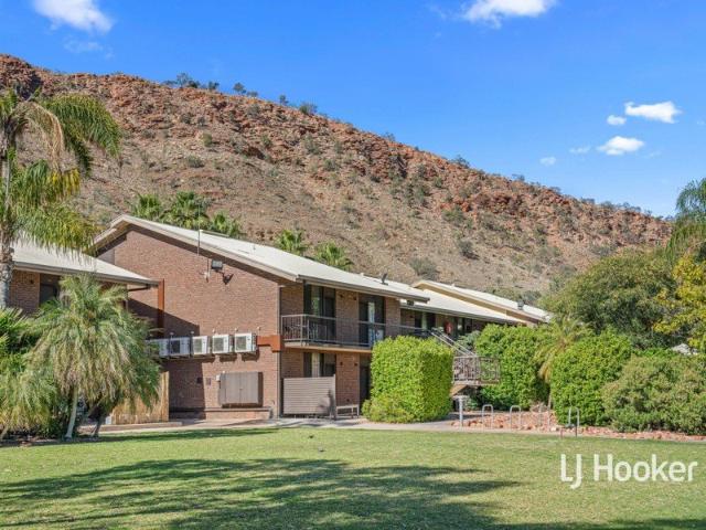 Apartment for sale in Mount Johns, Mpwetyerre