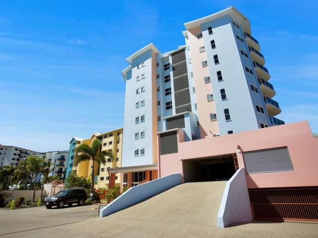 Apartment for sale in Mackay Harbour