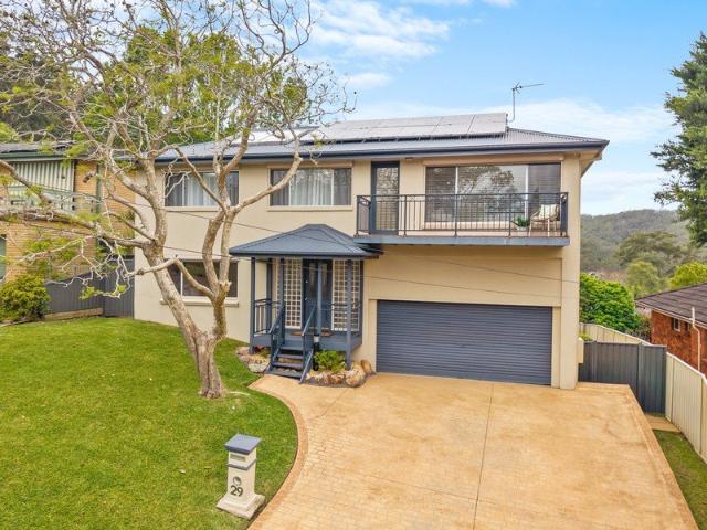 House for sale in Wyoming, Gosford
