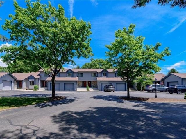 Condo for sale in Wakefield, Rhode Island