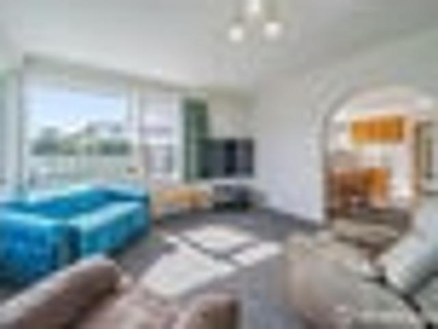 Apartment for sale in Days Bay, Wellington