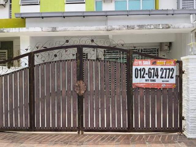 Terraced House for sale in Kuantan