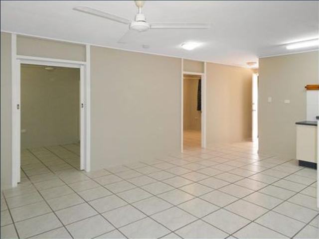 Apartment for rent in Hermit Park, Townsville