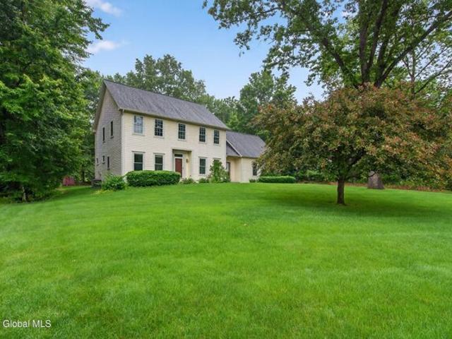 House for sale in Gansevoort