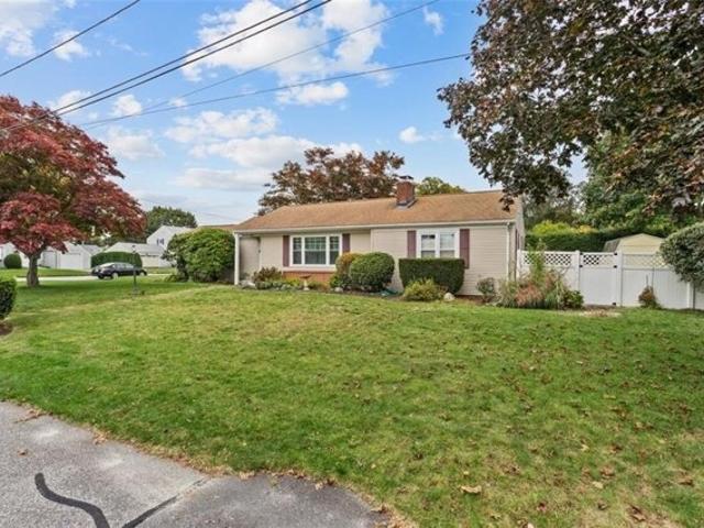 House for sale in Gaspee Point, Warwick