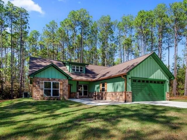 House for sale in Brookeland, Texas