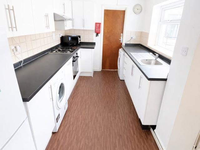 Apartment for rent in Old Lenton, Haddon