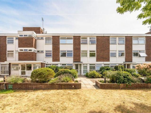 Apartment for rent in Kidbrooke, Greater London