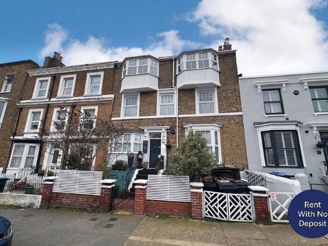 Apartment for rent in Cliftonville West, Acol