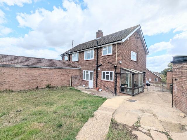 Apartment for rent in Bedford
