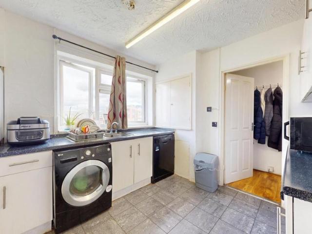 Apartment for rent in Hayes, Greater London