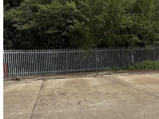 House for sale in Heol-las, Surrey