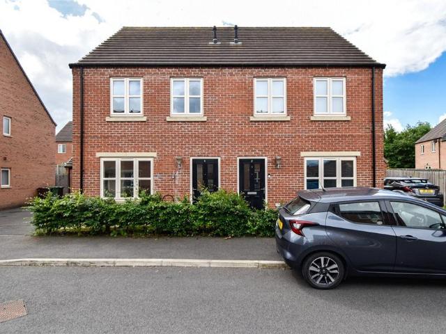 House for rent in New Fryston, West Yorkshire