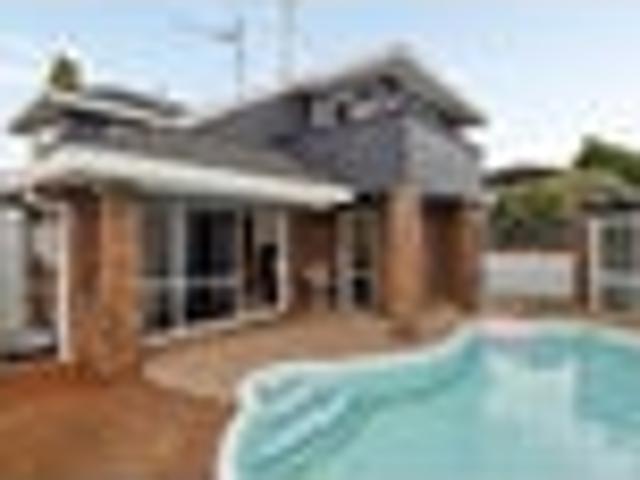 House for sale in Saint Andrews