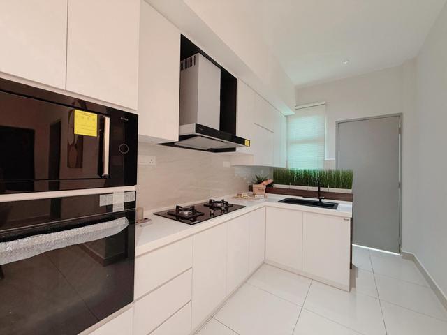 Residential House for sale in Malaka