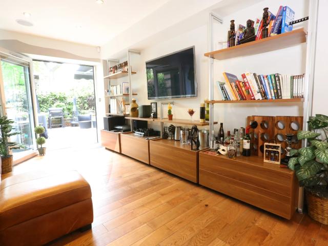 Room for rent in London Borough of Tower Hamlets, Greater London