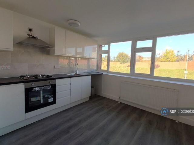 Apartment for rent in London Borough of Redbridge, Greater London