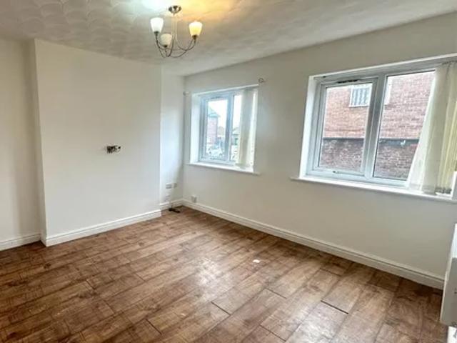Apartment for rent in Calderstones