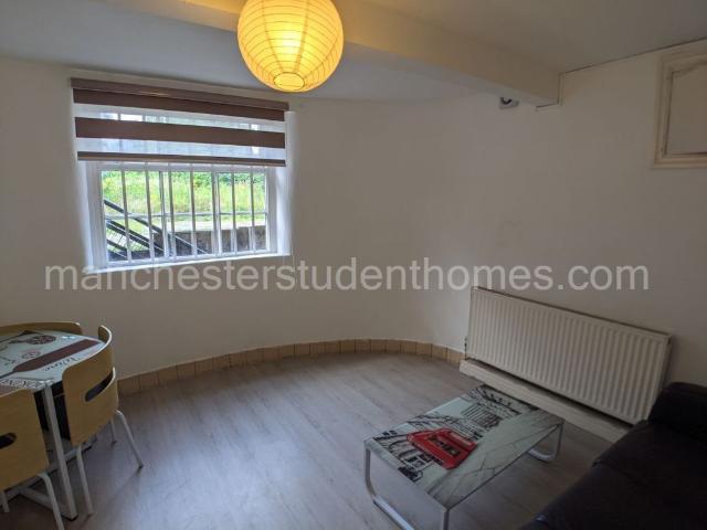 Room for rent in Chorlton-on-Medlock, Georgia