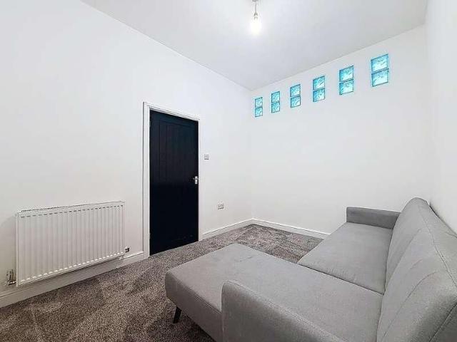 Room for rent in Pengam Green, Cardiff