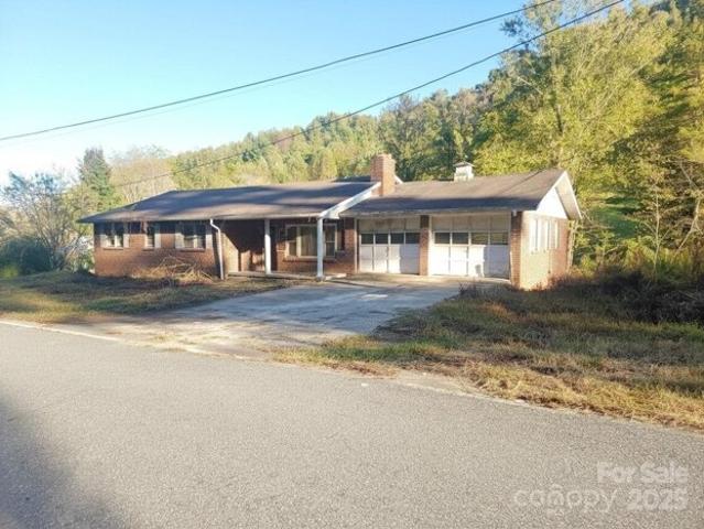 House for sale in Yancey, North Carolina