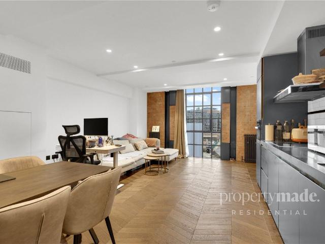 Studio for rent in Nine Elms, Greater London
