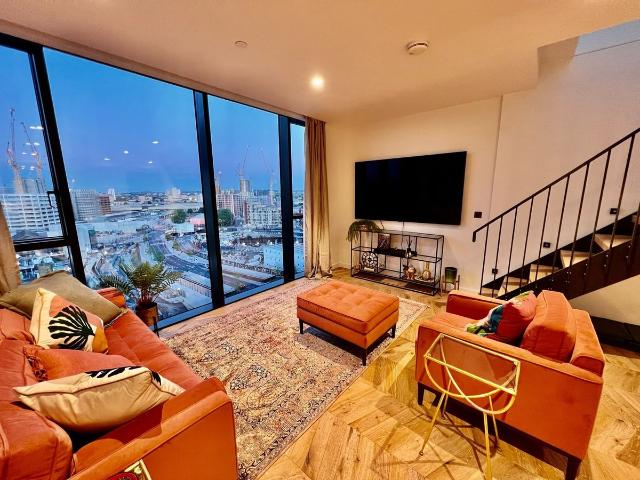 House for rent in Nine Elms, Greater London
