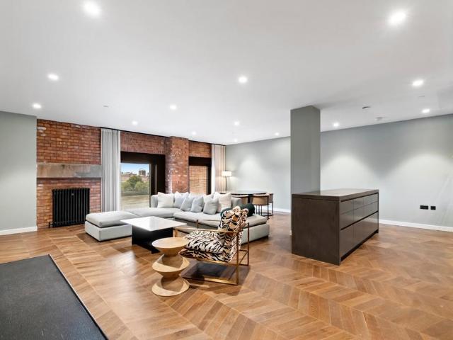 Apartment for rent in Nine Elms, Greater London