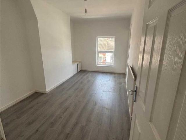 Apartment for rent in Calderstones